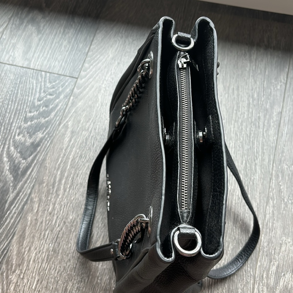 Coach Bag - Picture 2 of 3